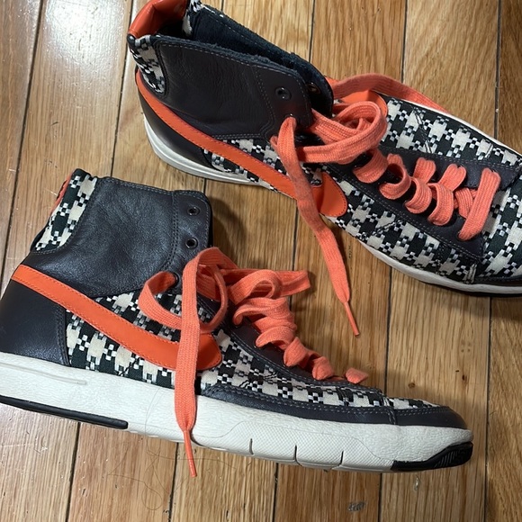 Rare Retro Nike stock. Women 7 or 7.5. - Picture 1 of 6